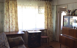 Новгородская область, Великий Новгород, Октябрьская улица, 12к1 р-н Псковский.3-к квартира, 50.5 м², 1/5 эт.