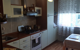 4 к.кв.Г. Великий Новгород проспект  А.Корсунова  дом 57 кв. 130